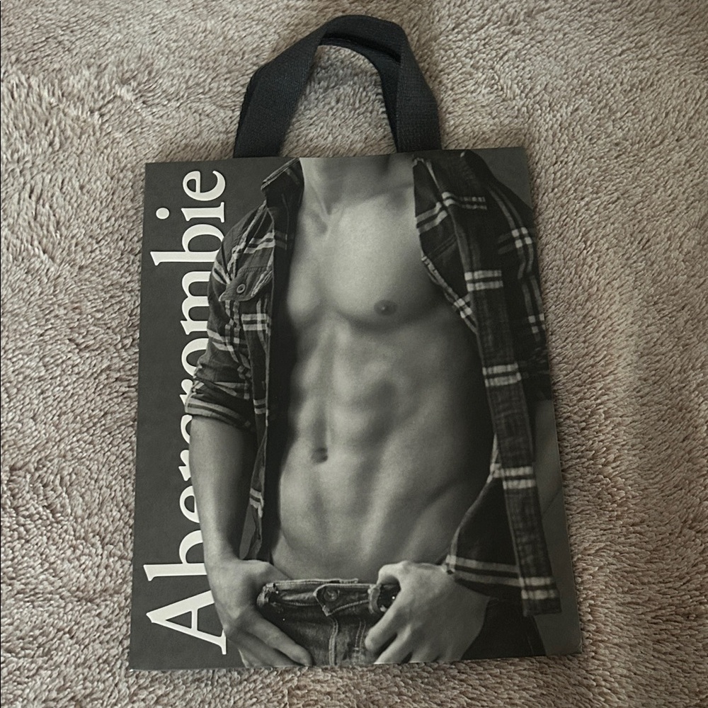 Nostalgic Abercrombie & Fitch Black and White Graphic bag